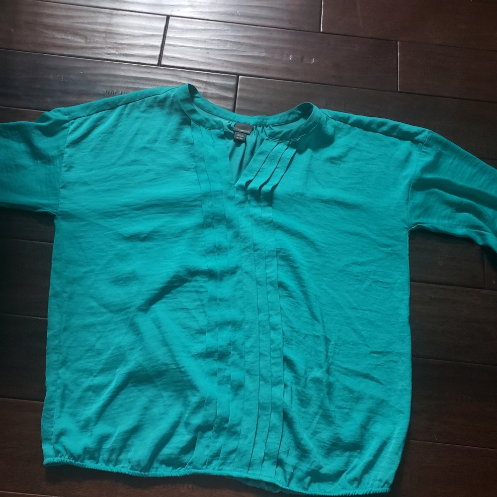 Women Aqua Covington Pullover Top